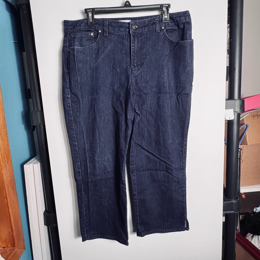 Jaclyn Smith Collection Denim Capris Womens Size 12 Blue Dark Wash Excellent!